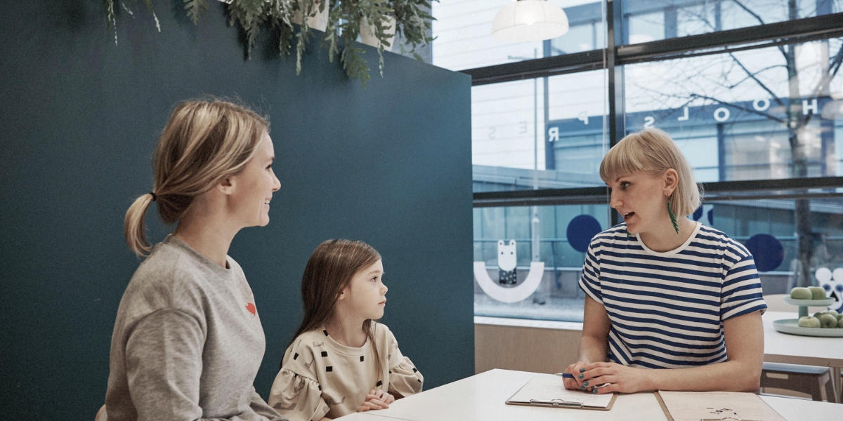 foster parent-school relationship