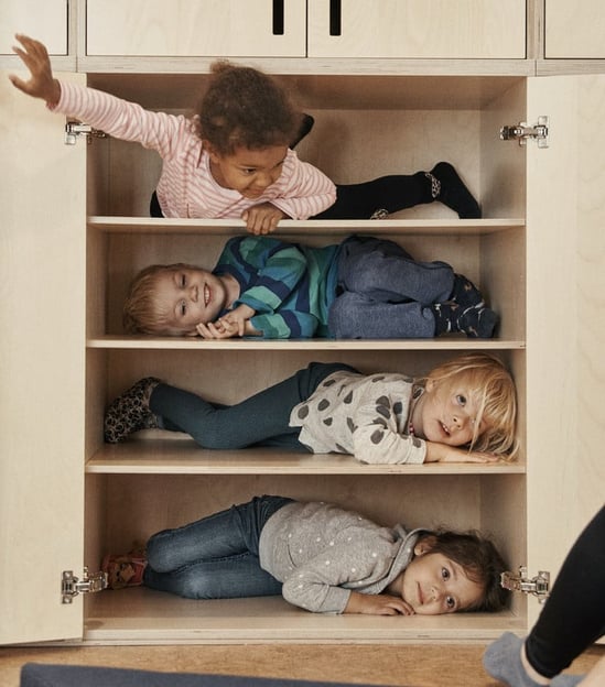 i.postimg.ccZqfXkT56HEI-children-on-a-shelf-lo-1