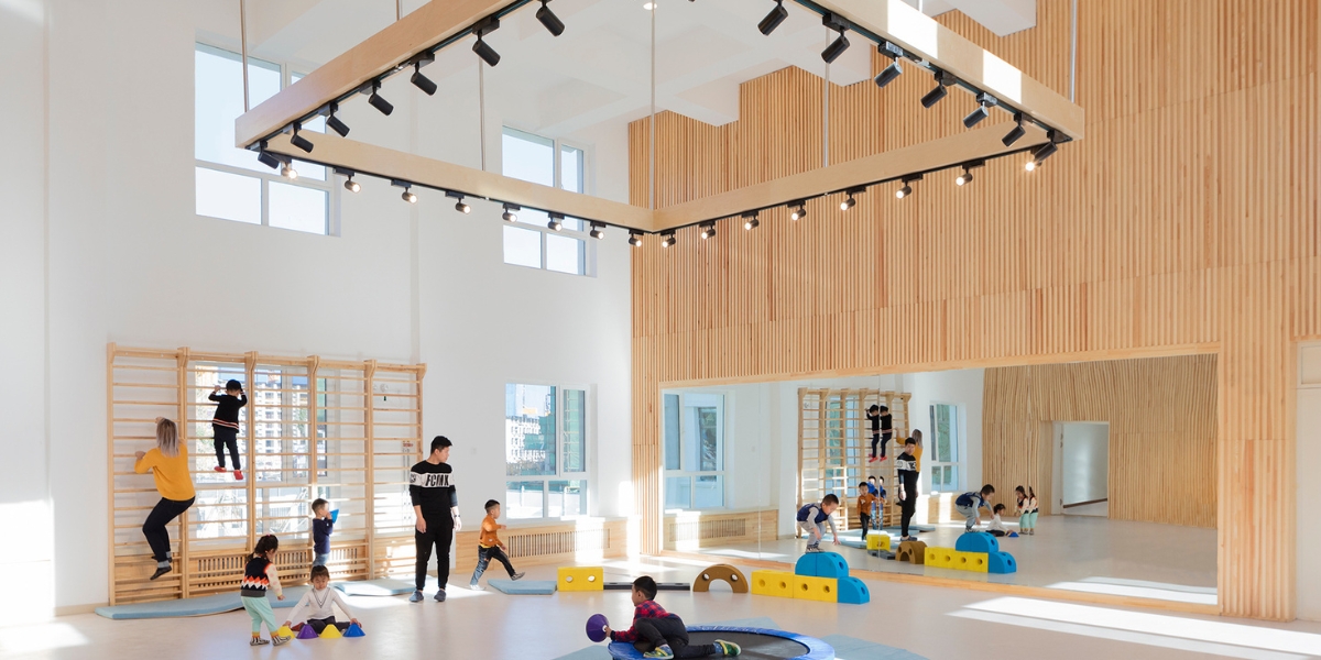 successful looking HEI Schools kindergarten